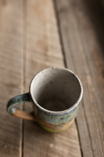 GOLD LUSTRE** 10 oz Wildflower Hills Mug