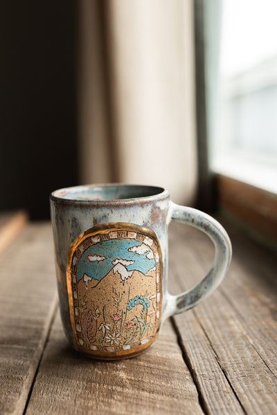 GOLD LUSTRE** 12 oz Window to the Alpine Mug