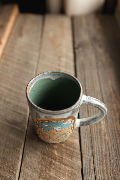 GOLD LUSTRE** 12 oz Window to the Alpine Mug