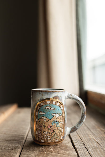 GOLD LUSTRE** 12 oz Window to the Alpine Mug