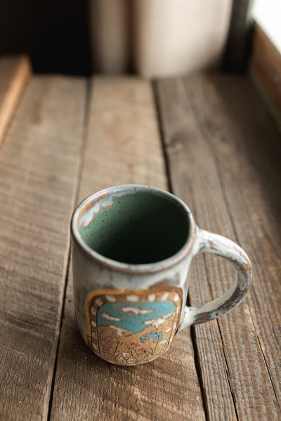 GOLD LUSTRE** 12 oz Window to the Alpine Mug