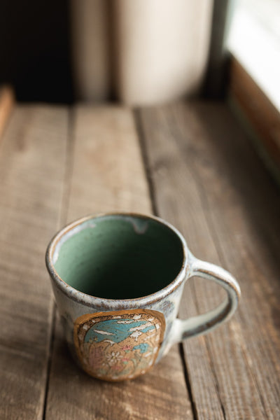 GOLD LUSTRE** 12 oz Window to the Alpine Mug
